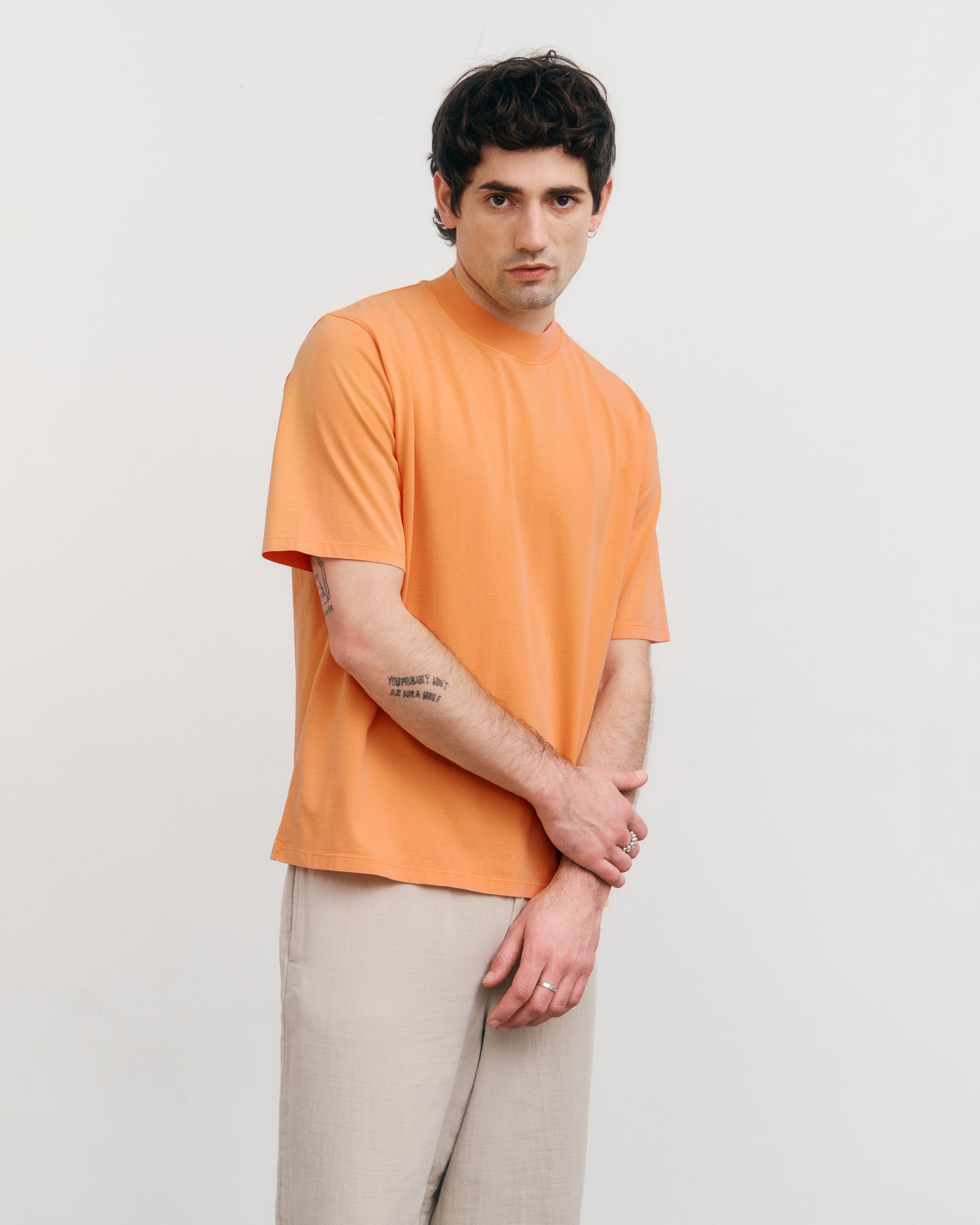 T-Shirt with Wide Collar - Orange