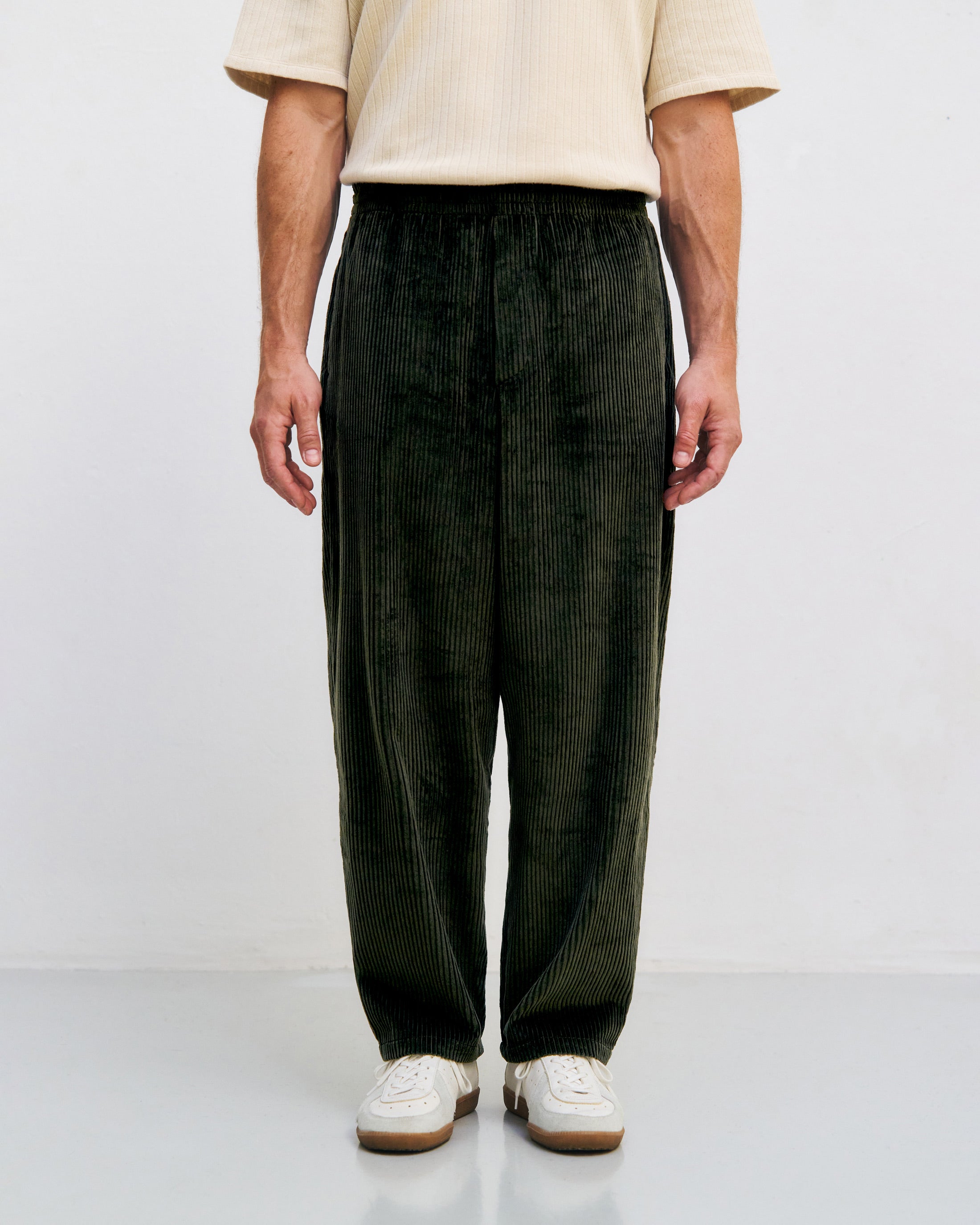 Wide-leg corduroy trousers, organic cotton - dark green