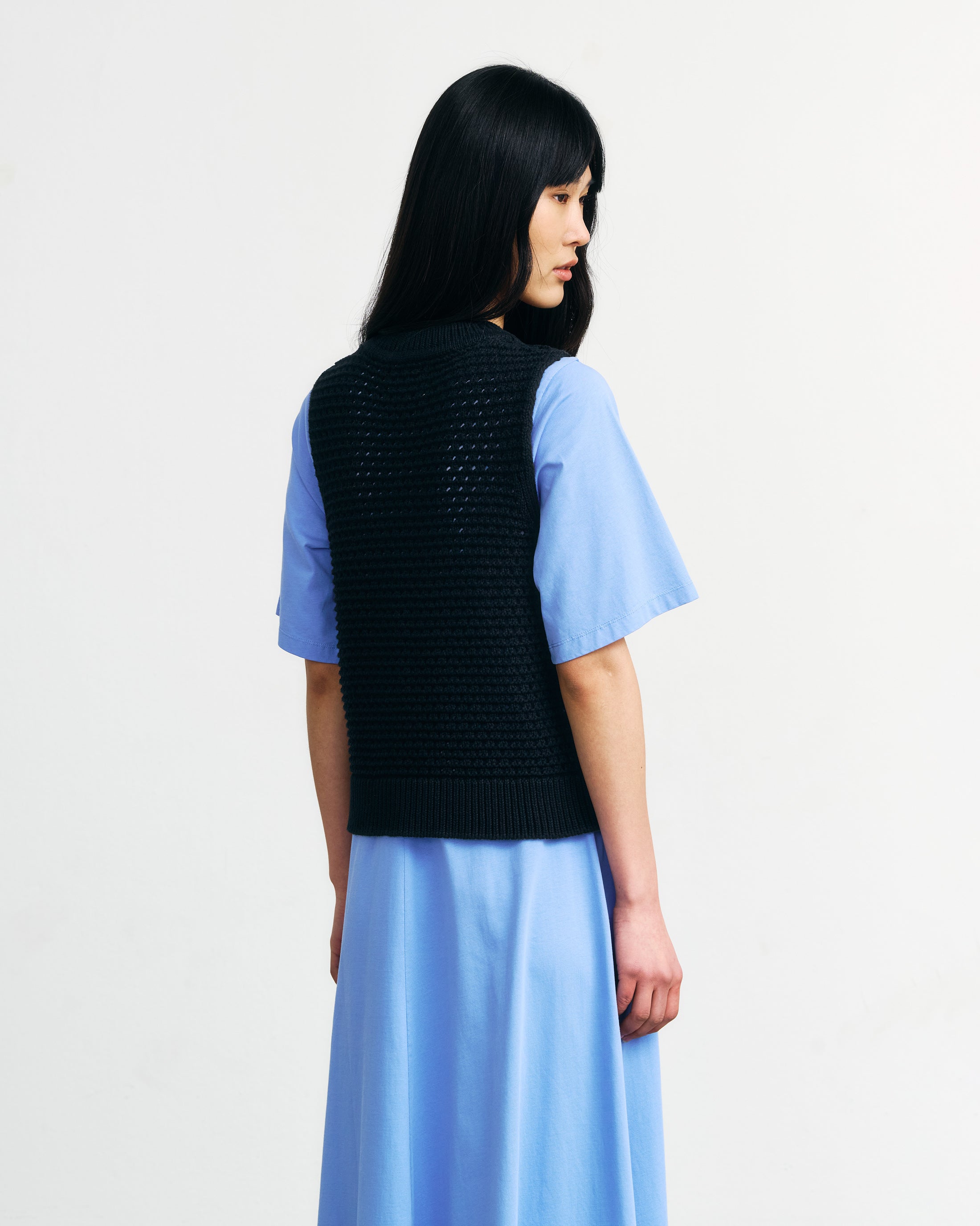 Organic Cotton Short Knit Vest - Black