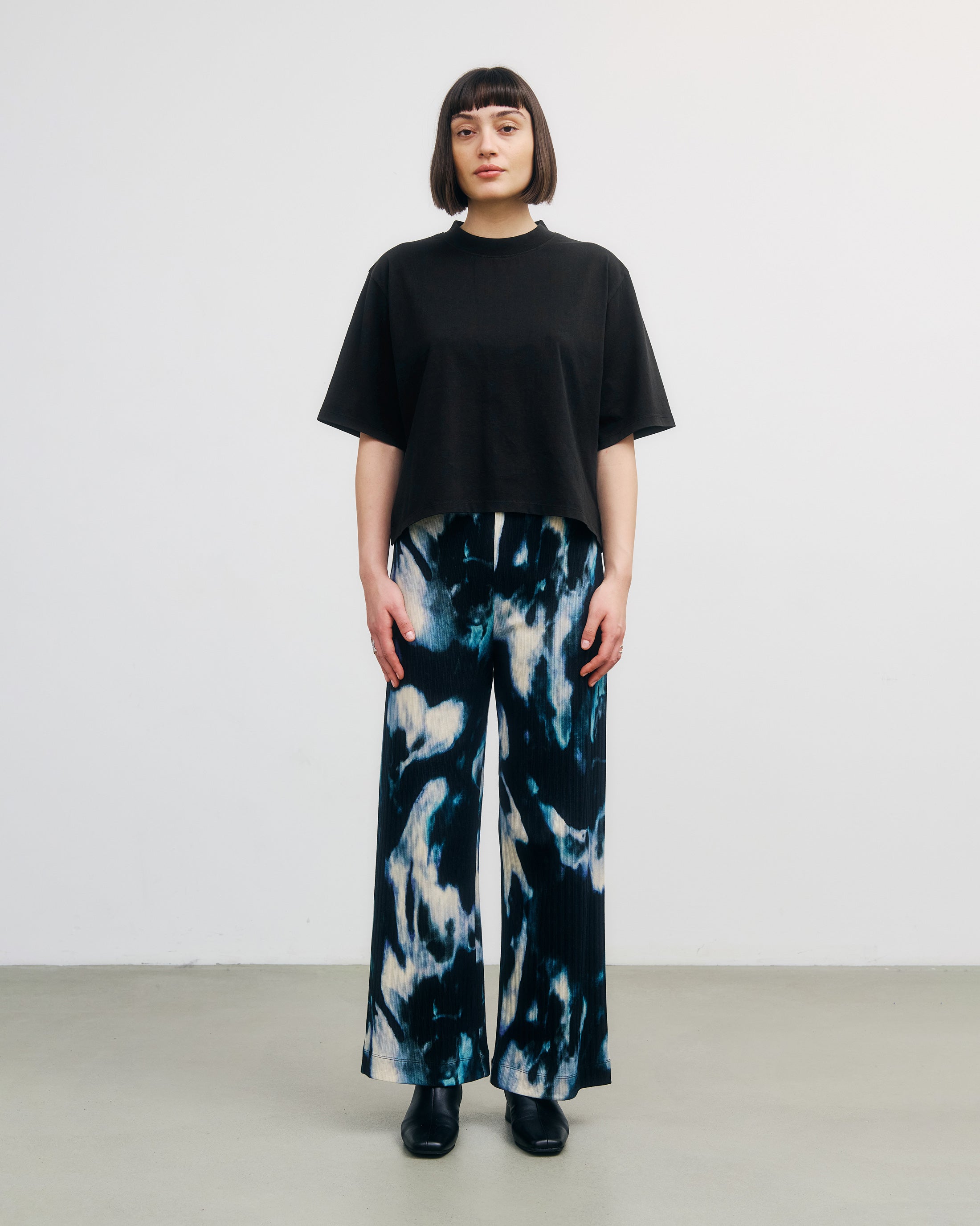 Cropped T-Shirt Organic Cotton - Black