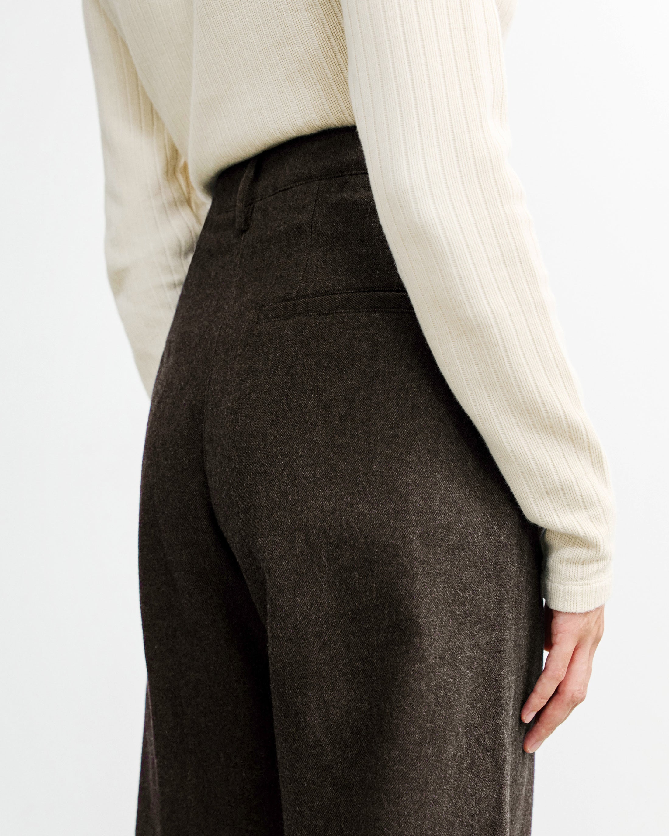 High-Waist Flannel Trousers Organic Cotton - Brown