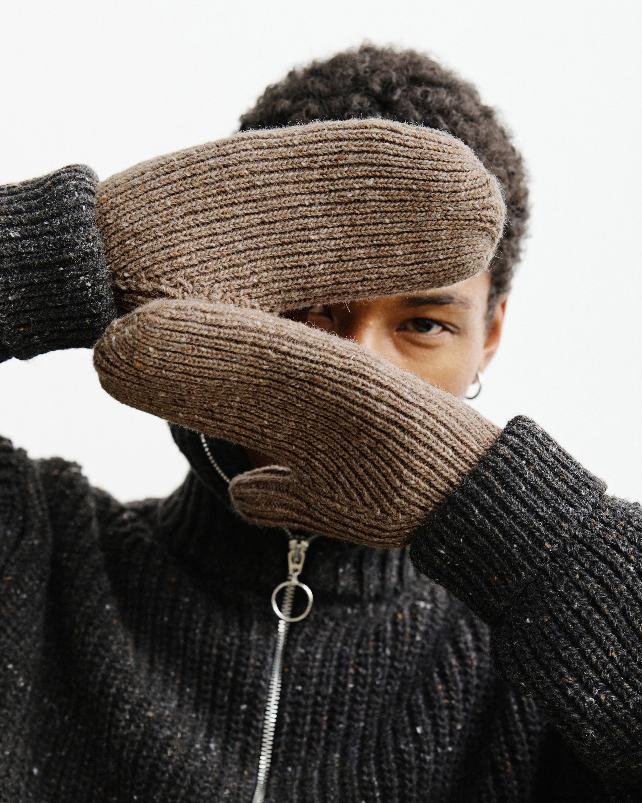 Knitted Mittens - Speckled Brown FW26