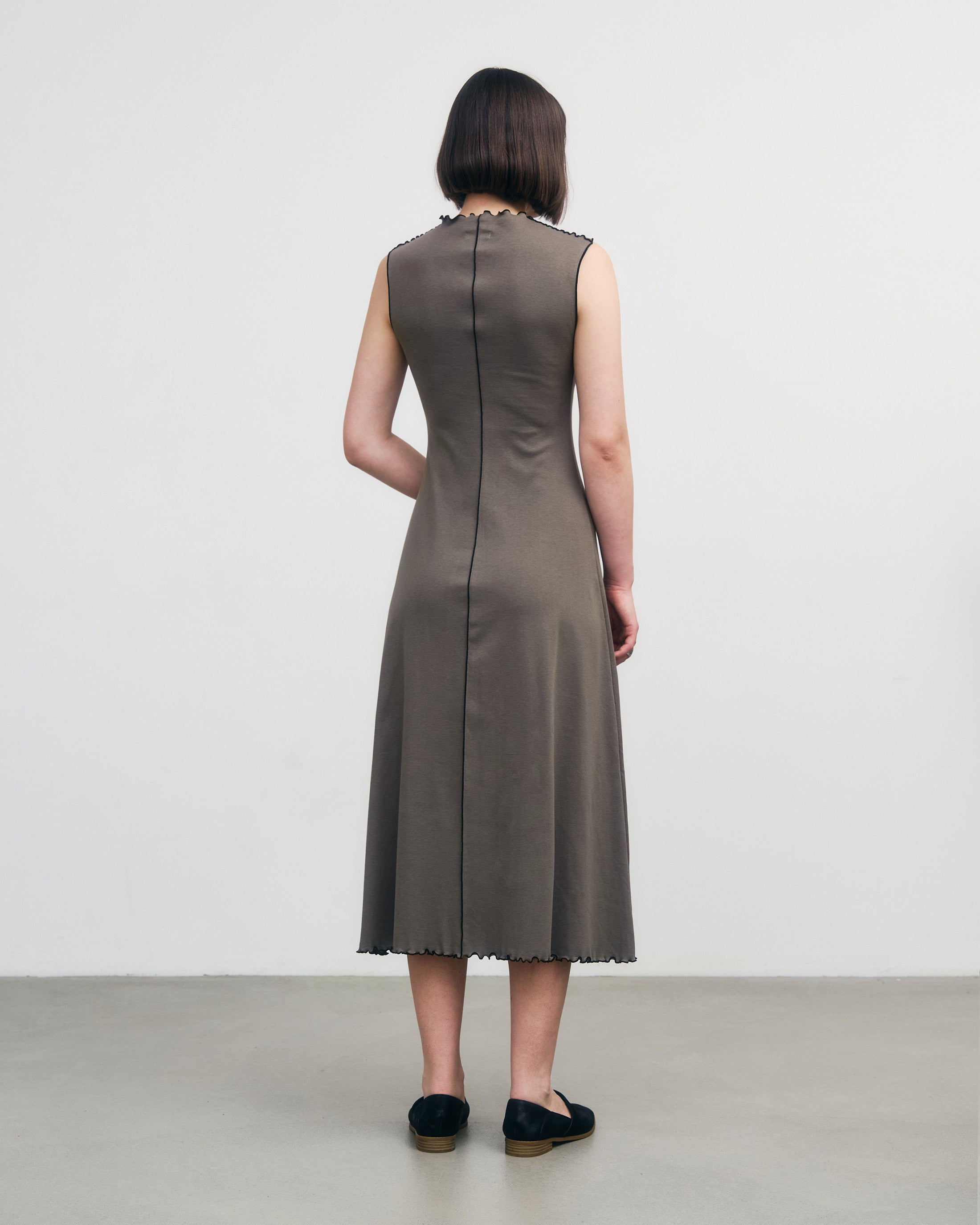 Pin-Tucked Dress Organic Cotton - Fawn Gray SS26