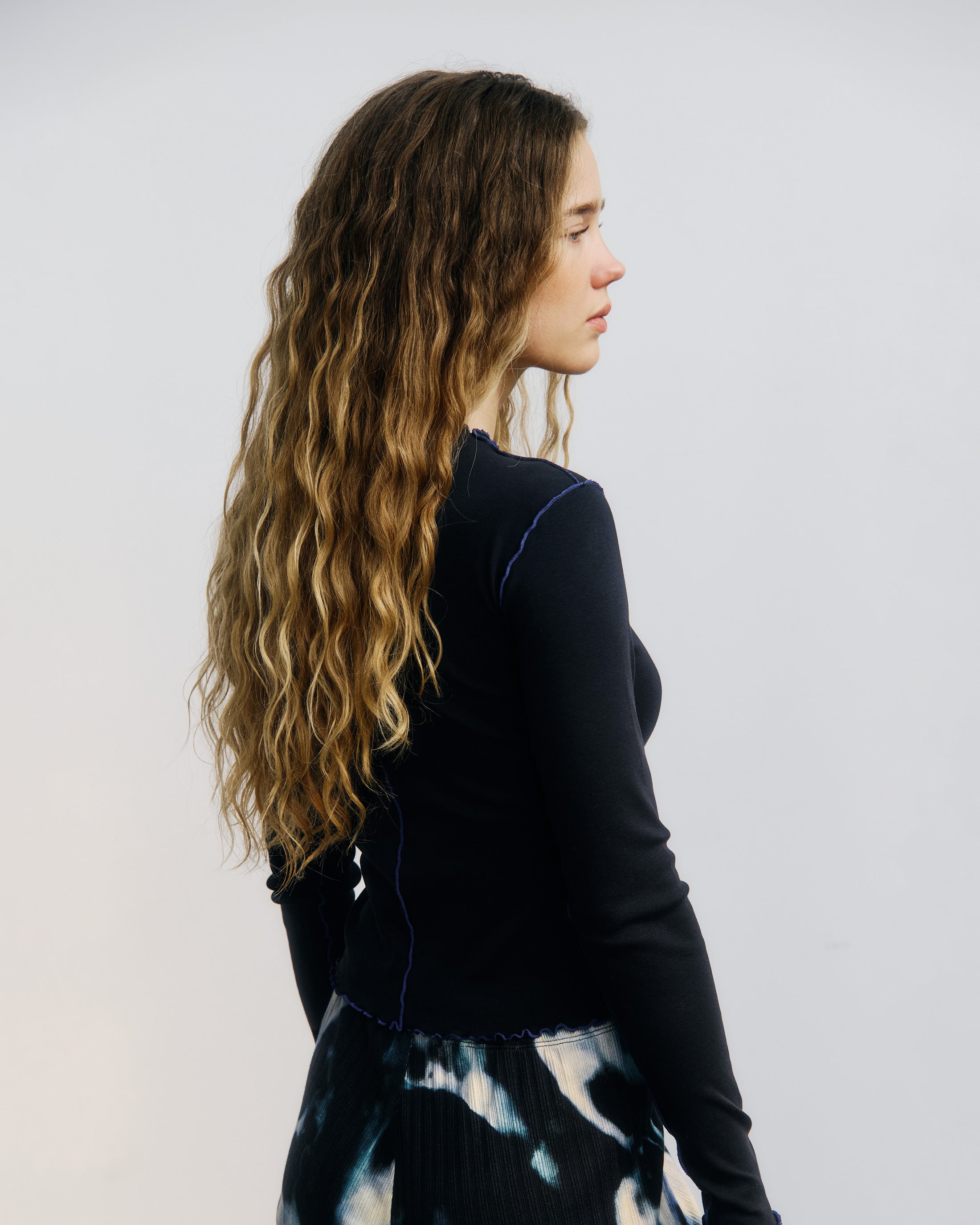 Pin-Tucked Longsleeve Organic Cotton - True Black