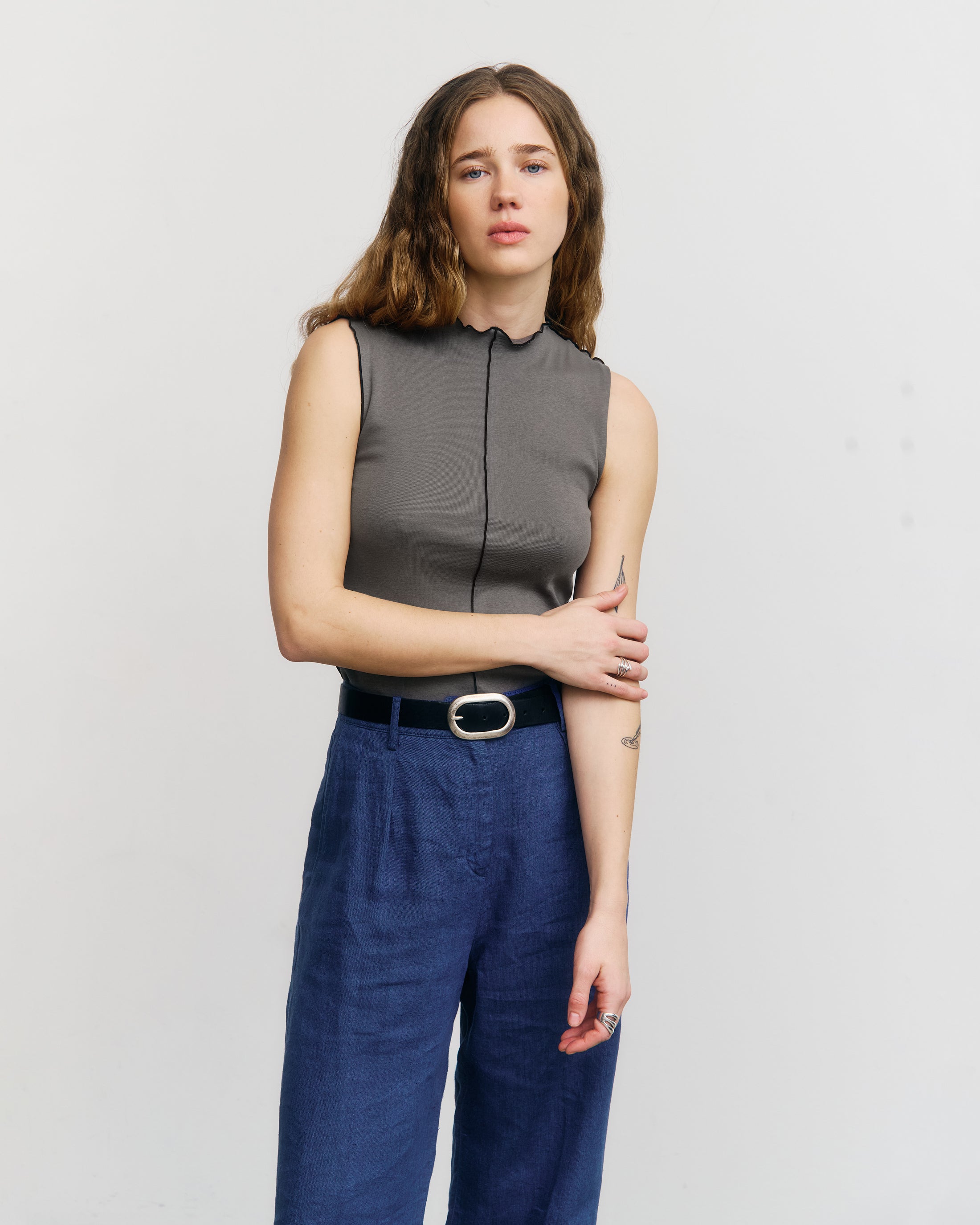 Pin-Tucked Top Organic Cotton - Fawn Gray SS26