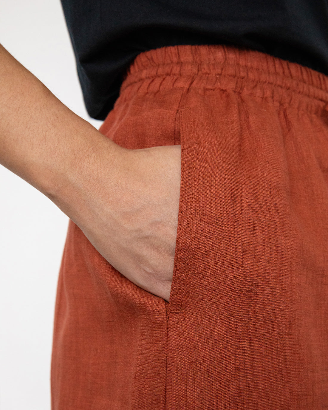 Lightweight flared trousers made from organic cotton - Red