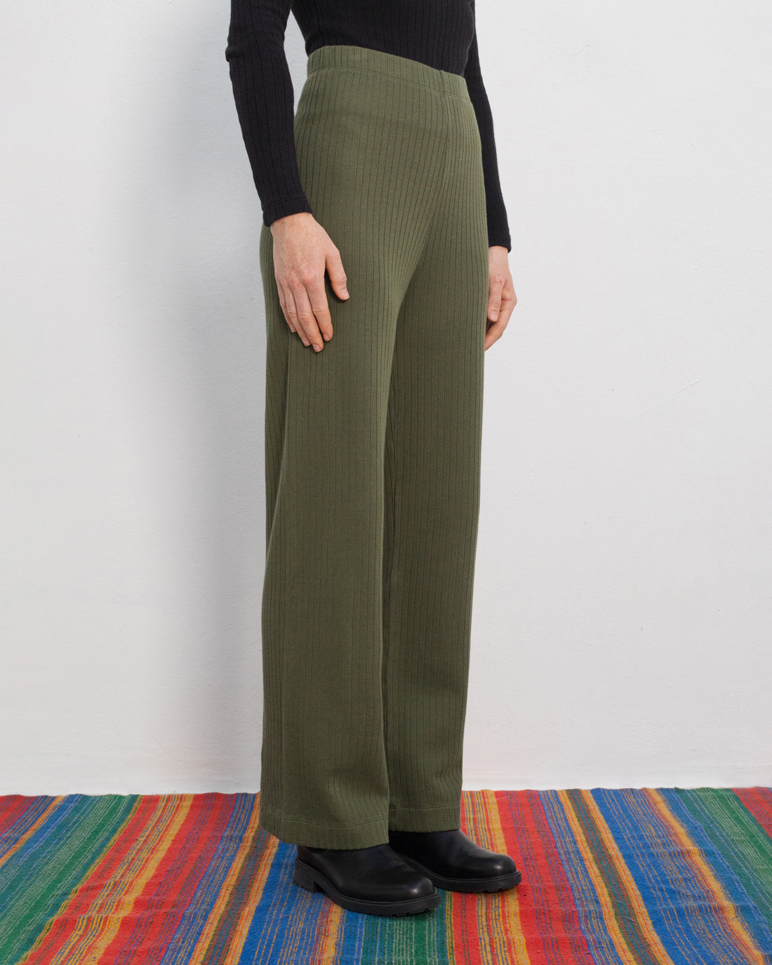 Heavy ribbed trousers, organic cotton - green