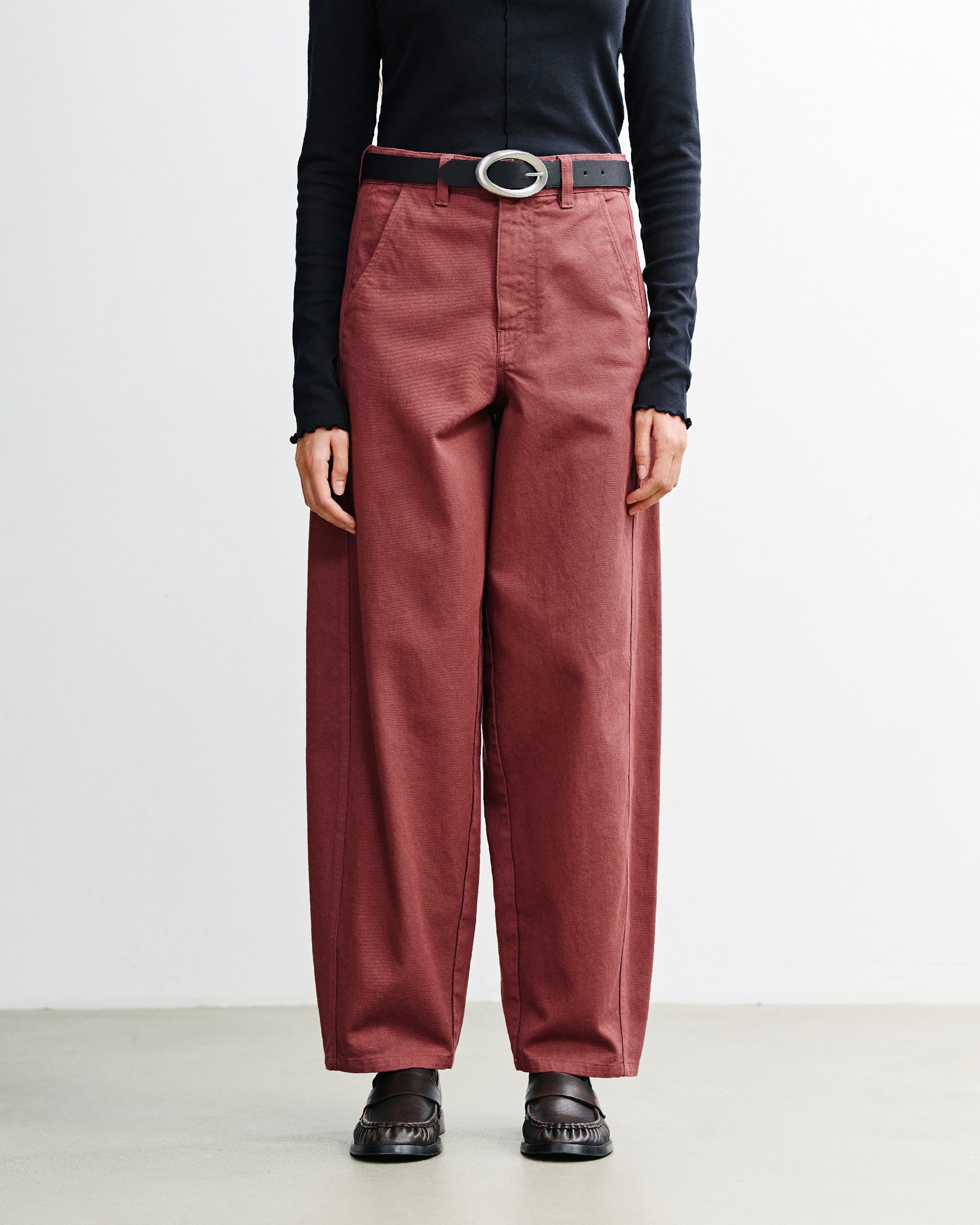 Organic Cotton Barrel-Leg Trousers - Red