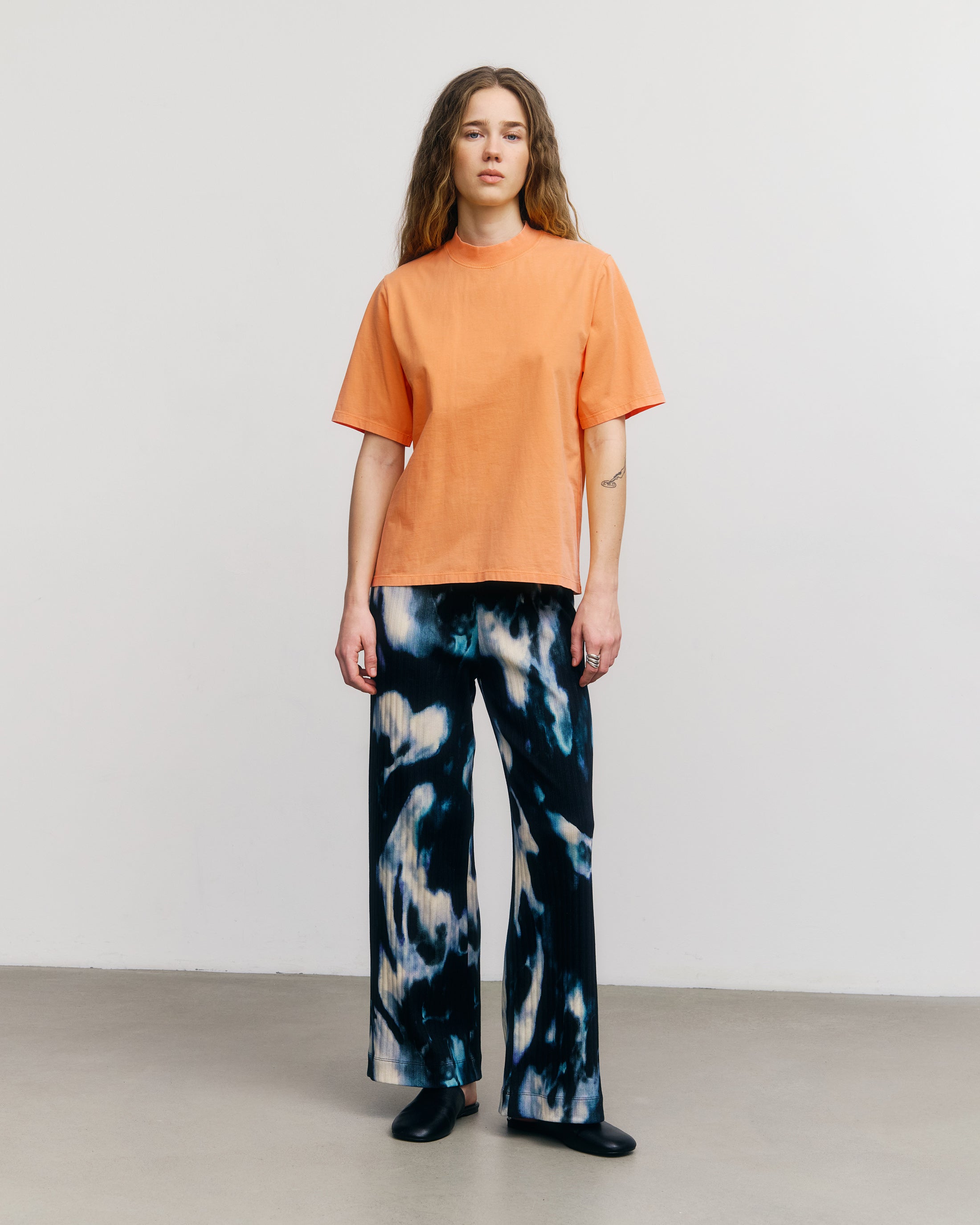 T-Shirt mit Breitem Kragen - Orange