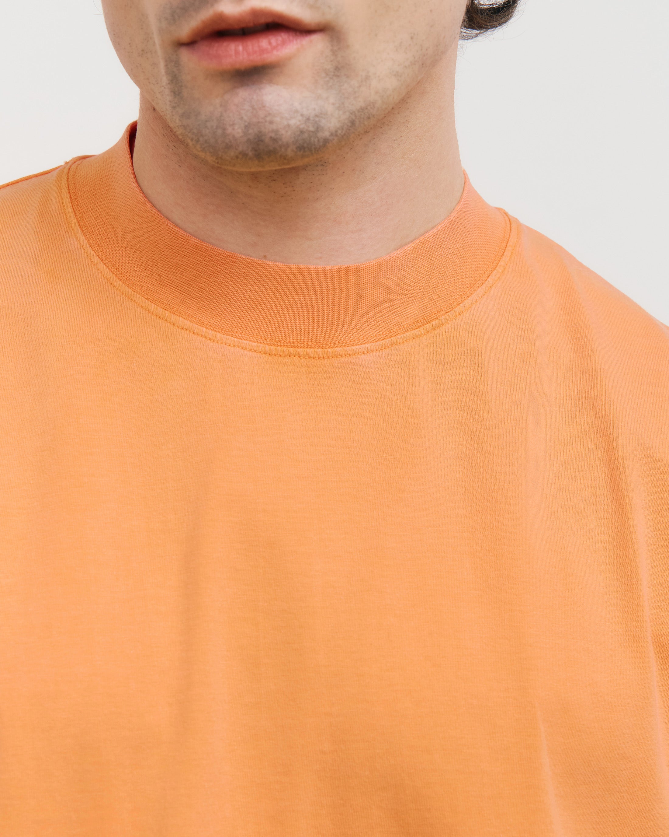 T-Shirt with Wide Collar - Orange