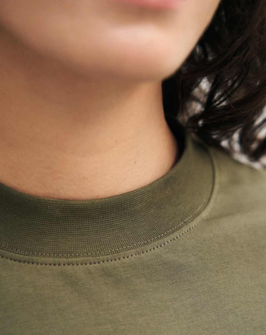 T-shirt with wide collar, organic cotton - dark green