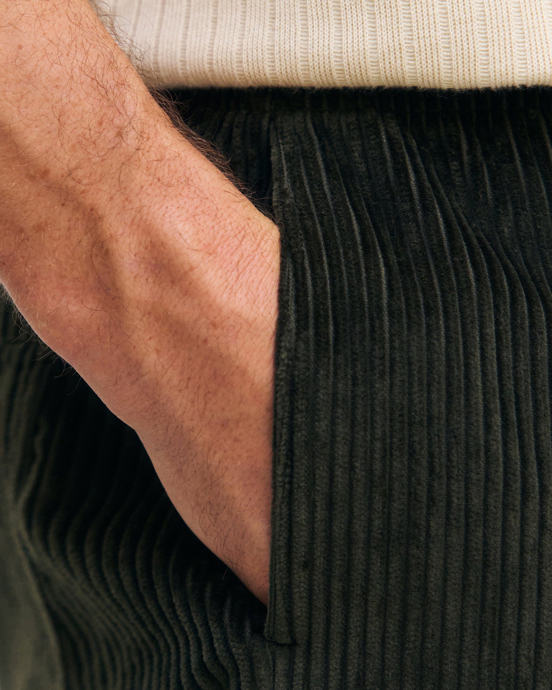 Wide-leg corduroy trousers, organic cotton - dark green