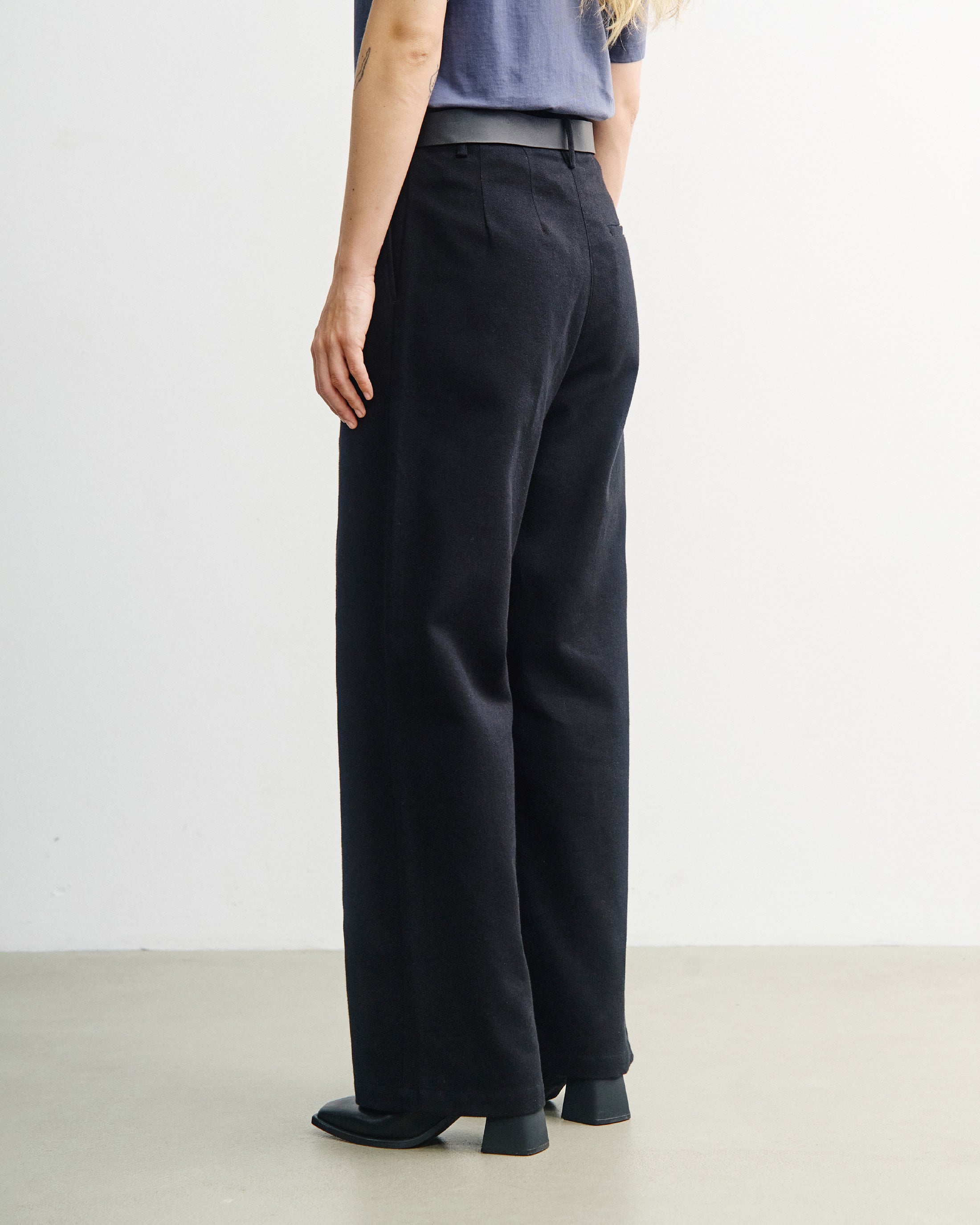 High-Waist Flannel Trousers Organic Cotton - Black