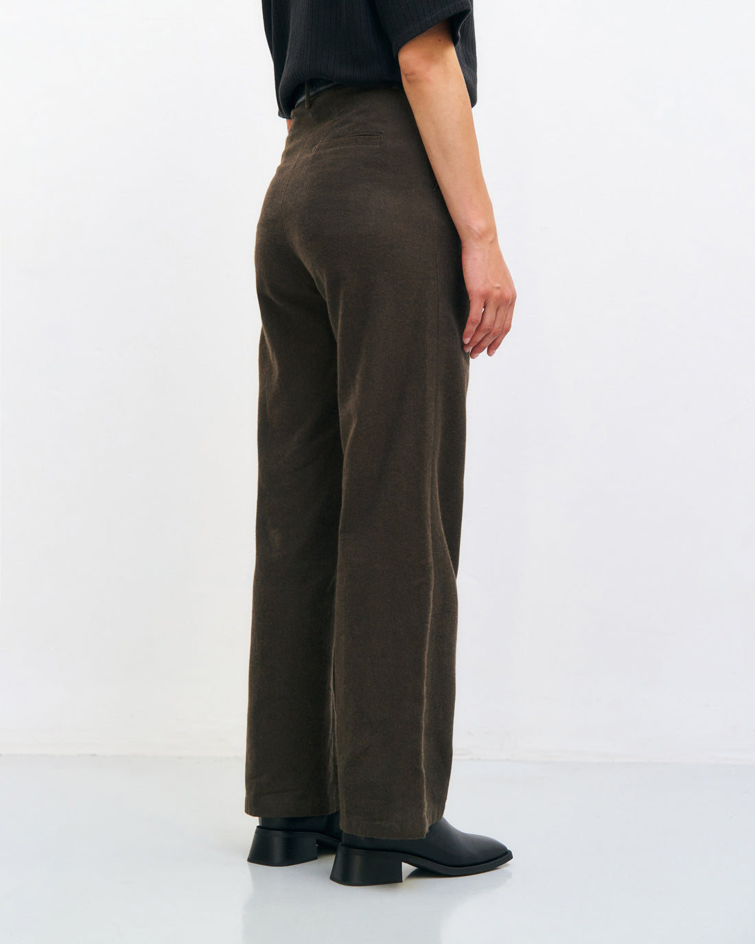 High-waisted flannel trousers, organic cotton - Brown