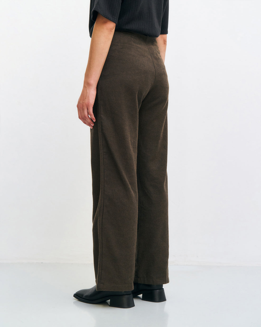 High-waisted flannel trousers, organic cotton - Brown