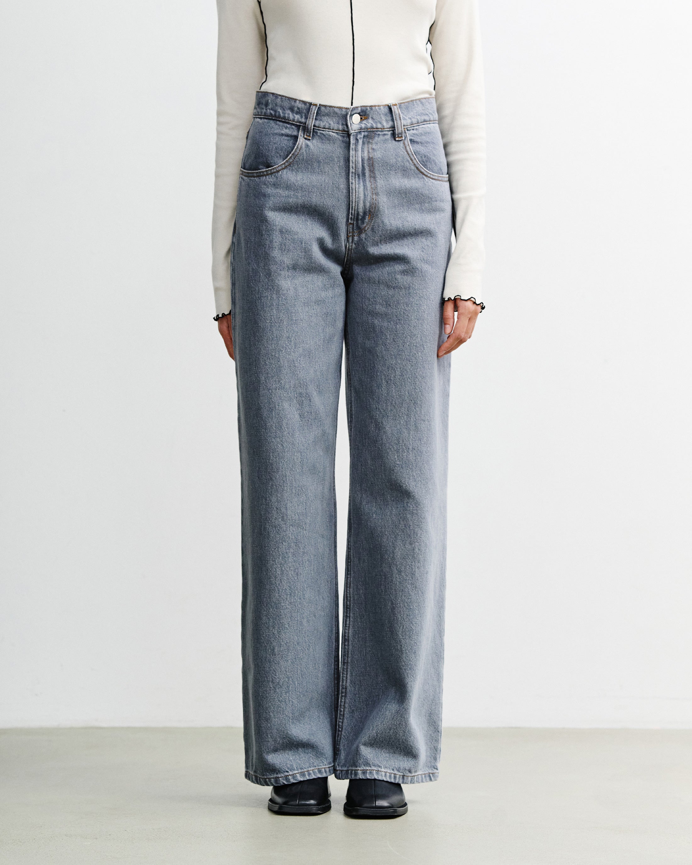 Flared Leg Organic Cotton Jeans - Grey