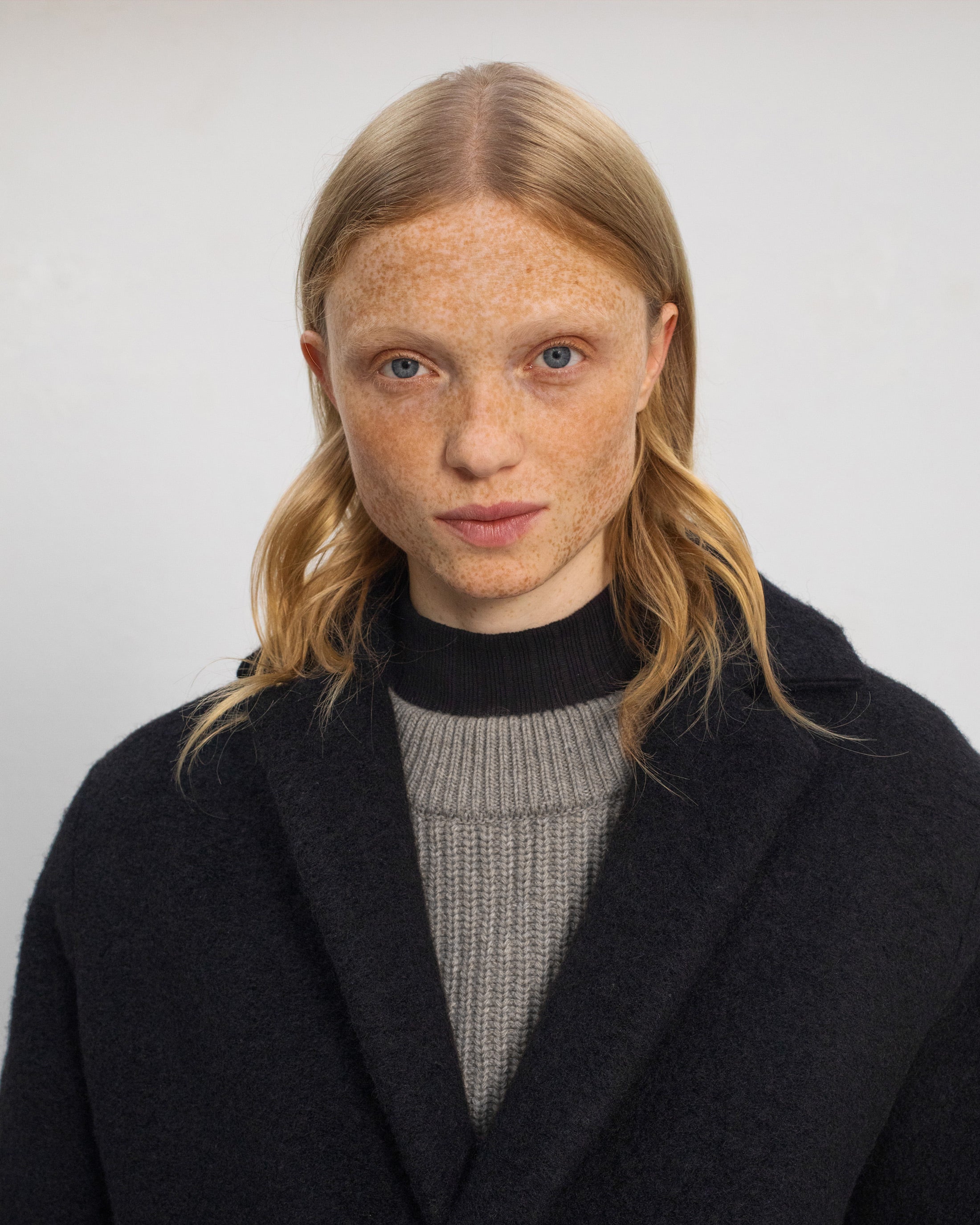 Organic Wool Blend Coat - Black