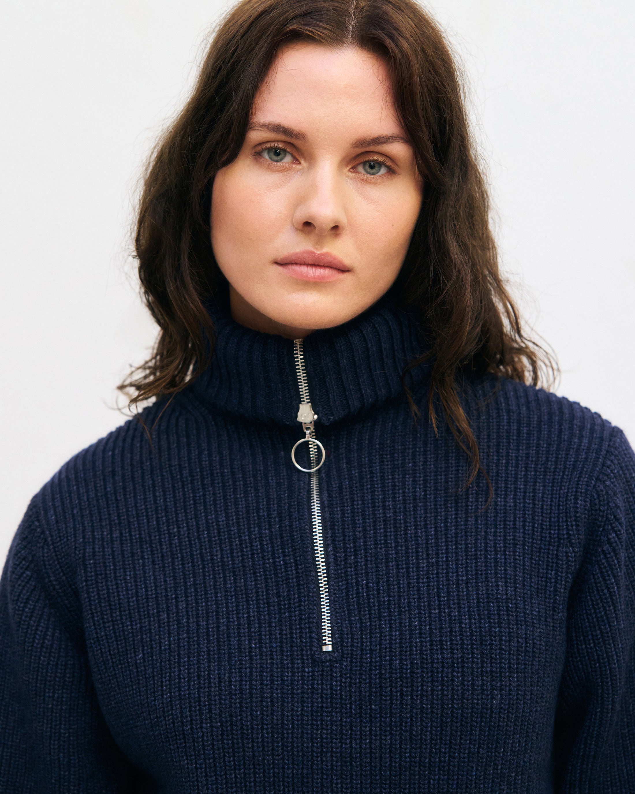 Heavyweight knit sweater made from recycled wool - Dark blue