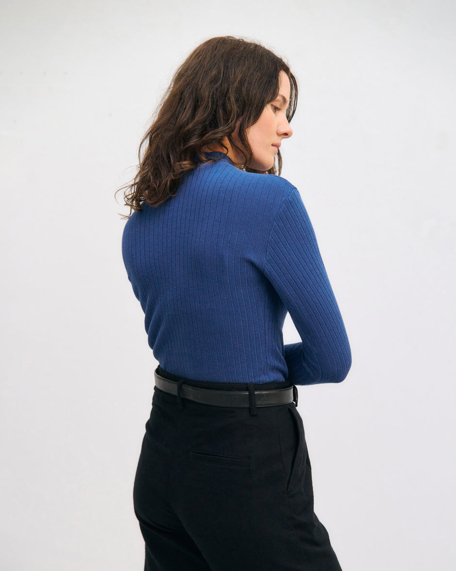 Heavyweight mockneck long-sleeved shirt made of organic cotton - Royal Blue