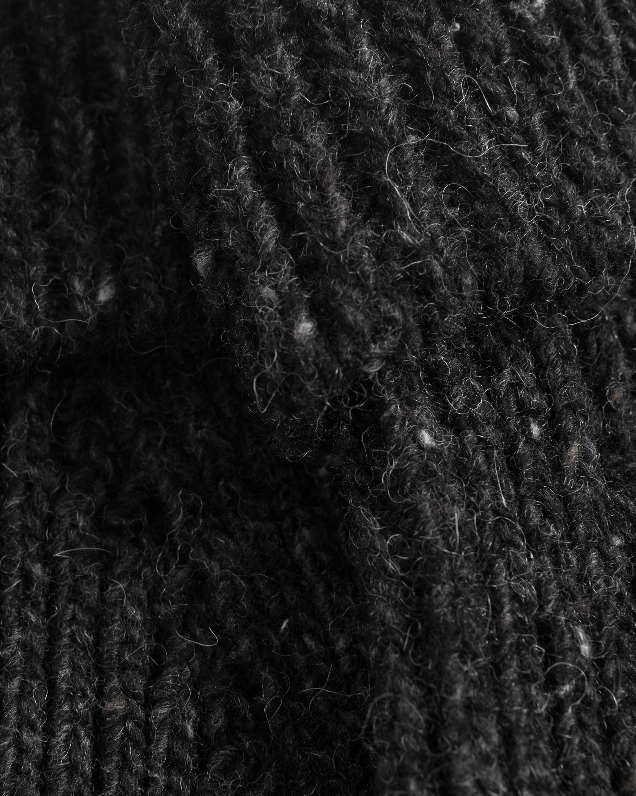 Knitted Mittens - Speckled Black FW26