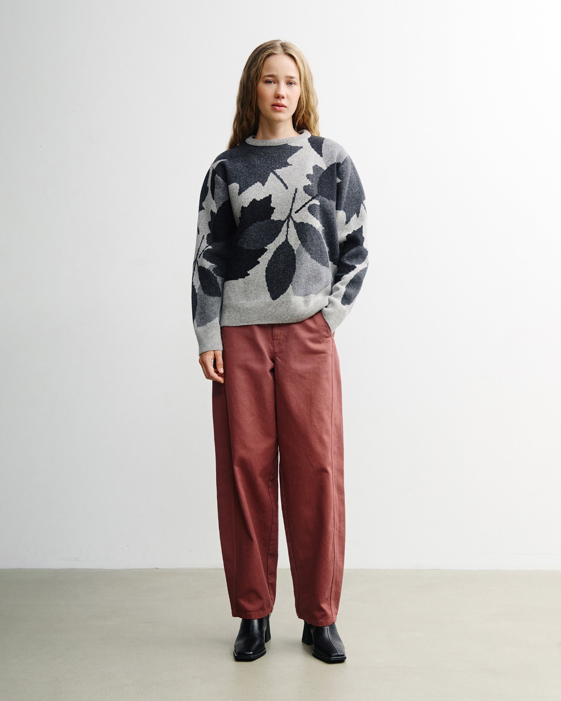 Leaf Knit Sweatshirt - Leaf Gray FW26