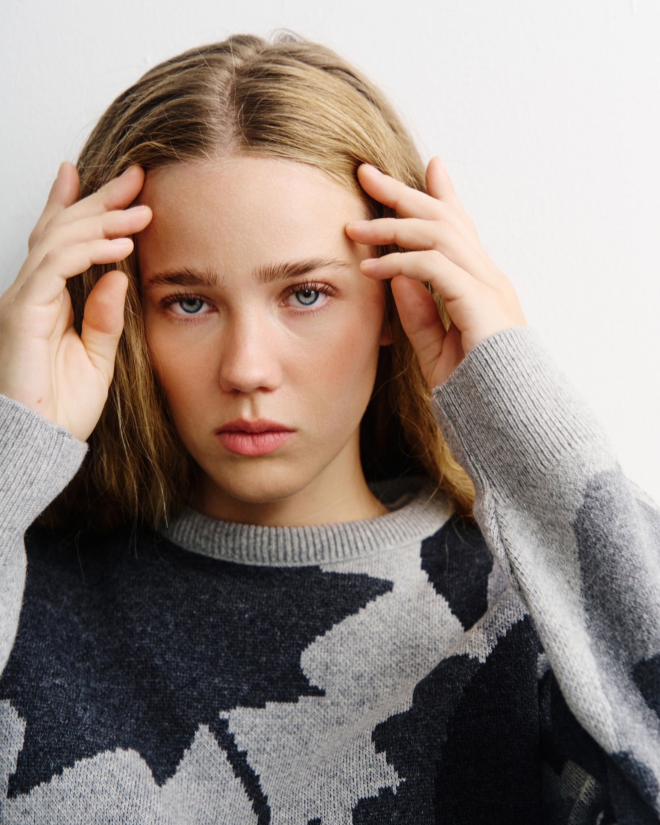 Leaf Knit Sweatshirt - Leaf Gray FW26