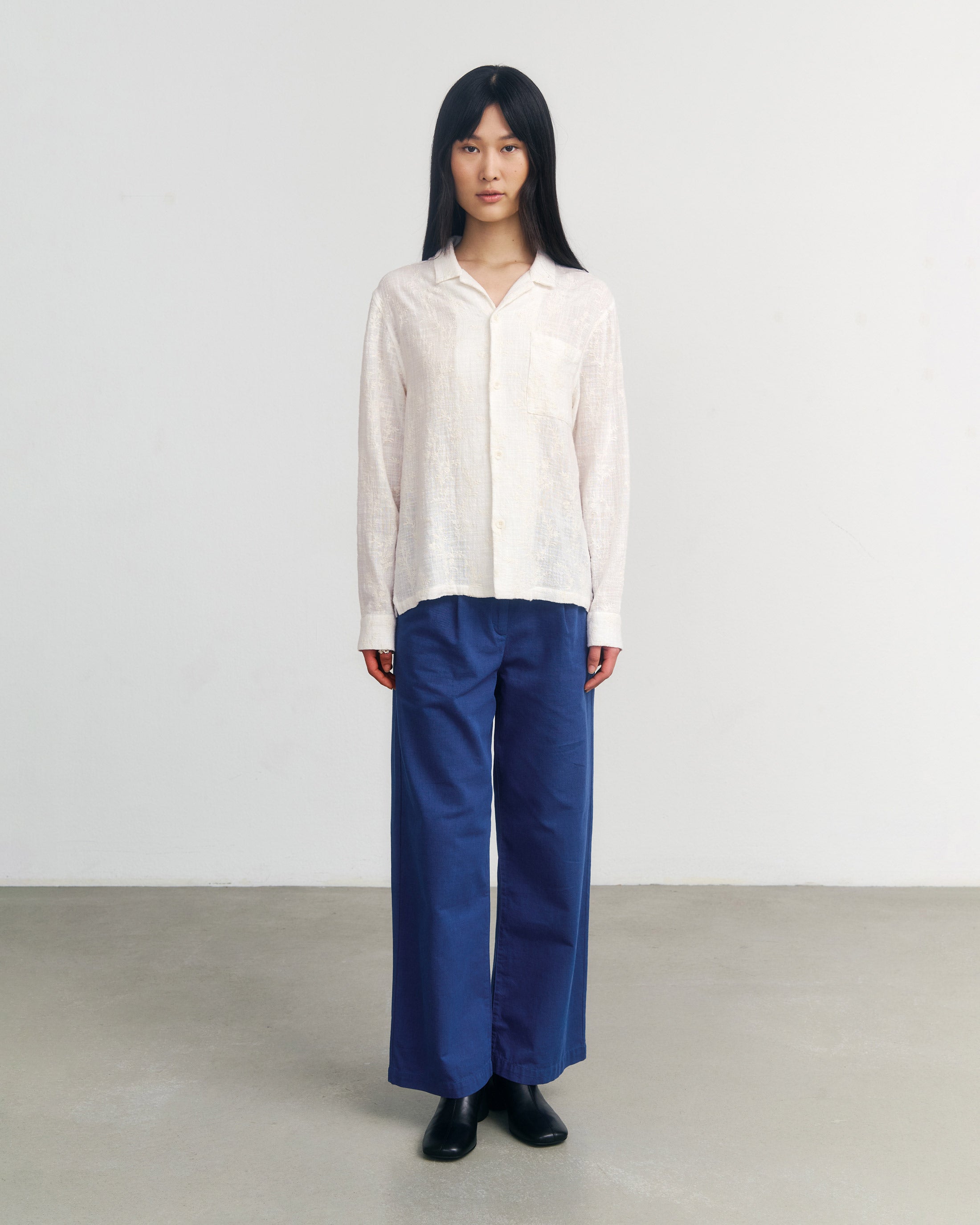 Leisure Shirt Organic Cotton - Floral White 