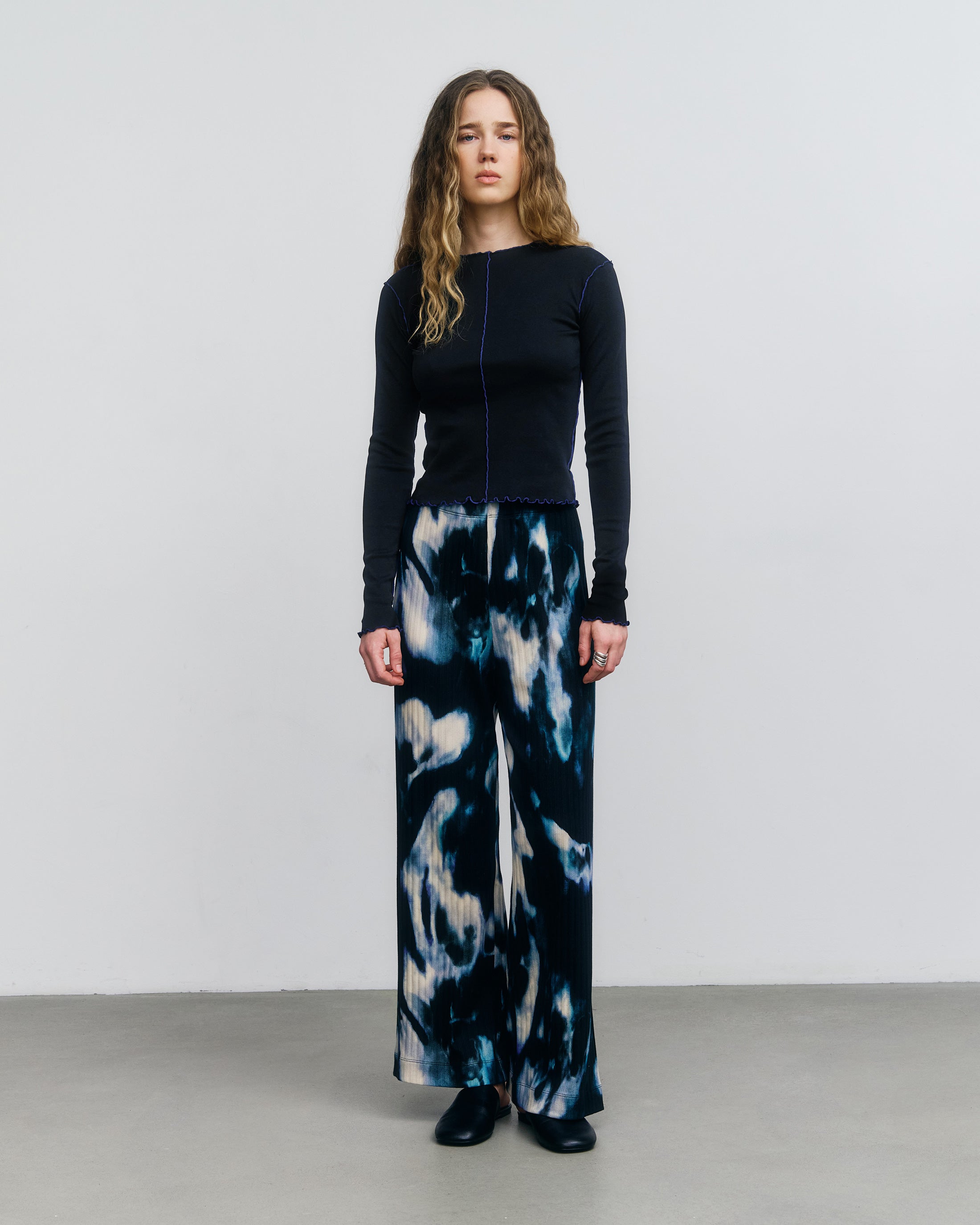 Pin-Tucked Longsleeve Bio Baumwolle - Schwarz