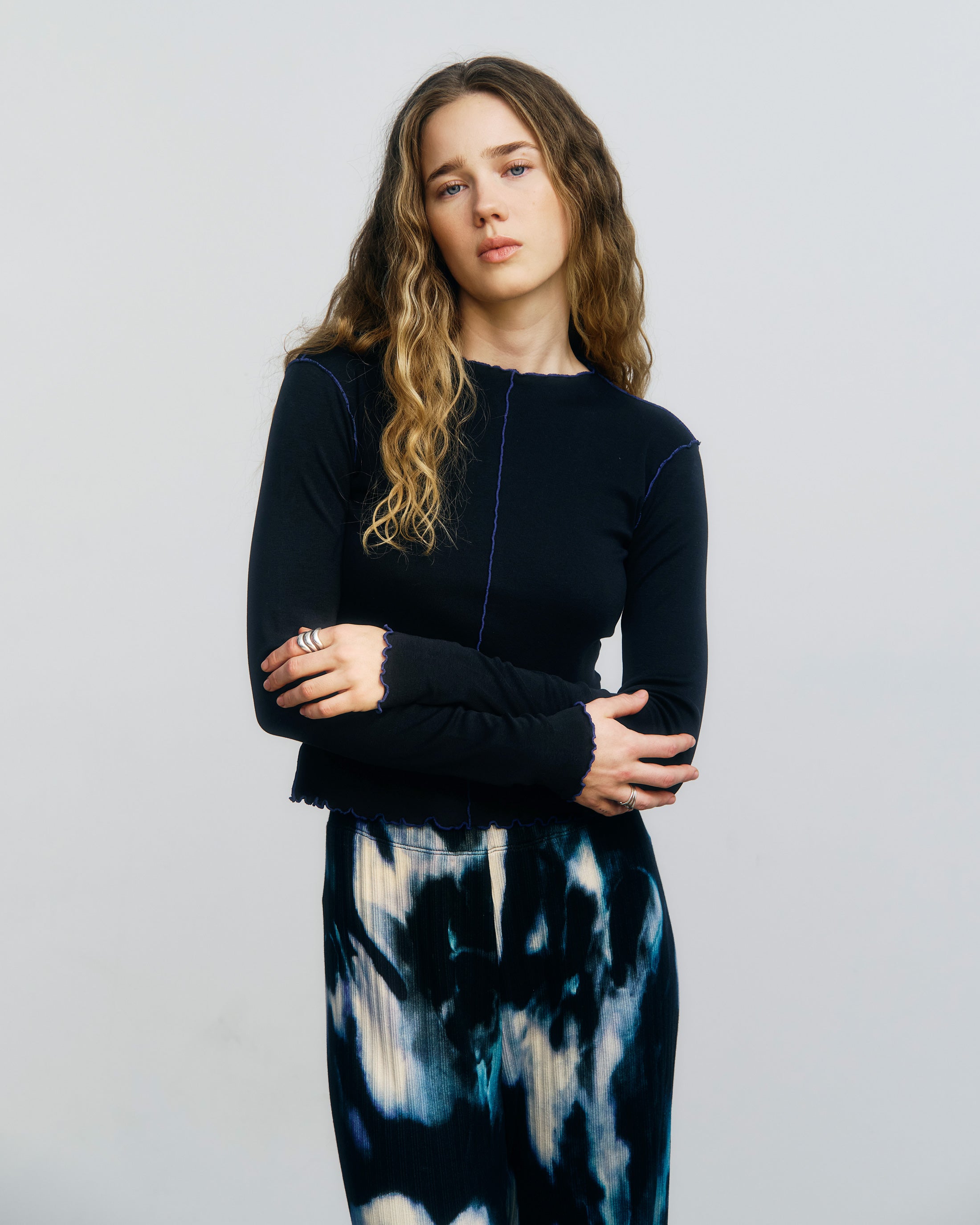Pin-Tucked Longsleeve Organic Cotton - True Black