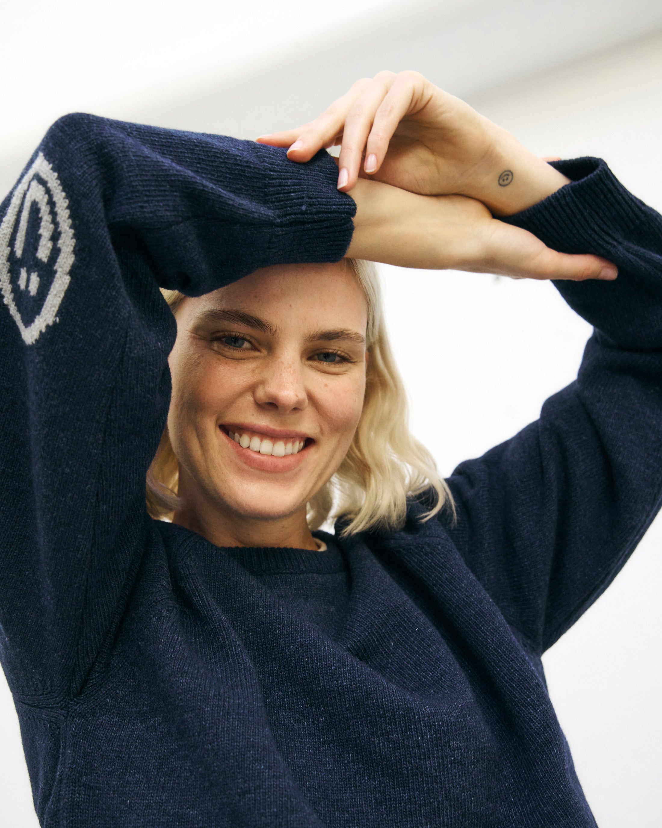 Smiling Knit Sweater Recycled Wool - Dark Blue