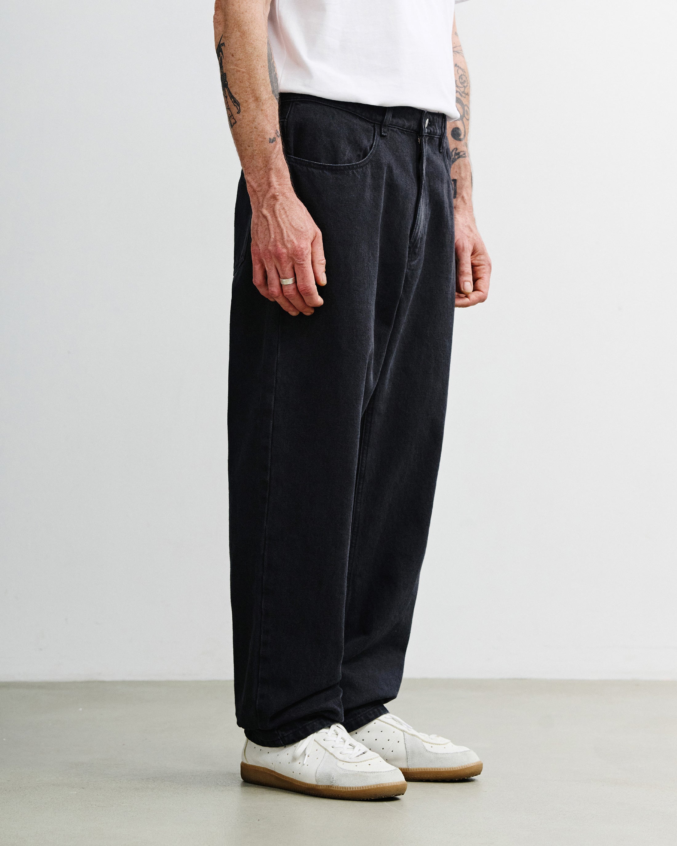 Straight Leg Organic Cotton Jeans - Black
