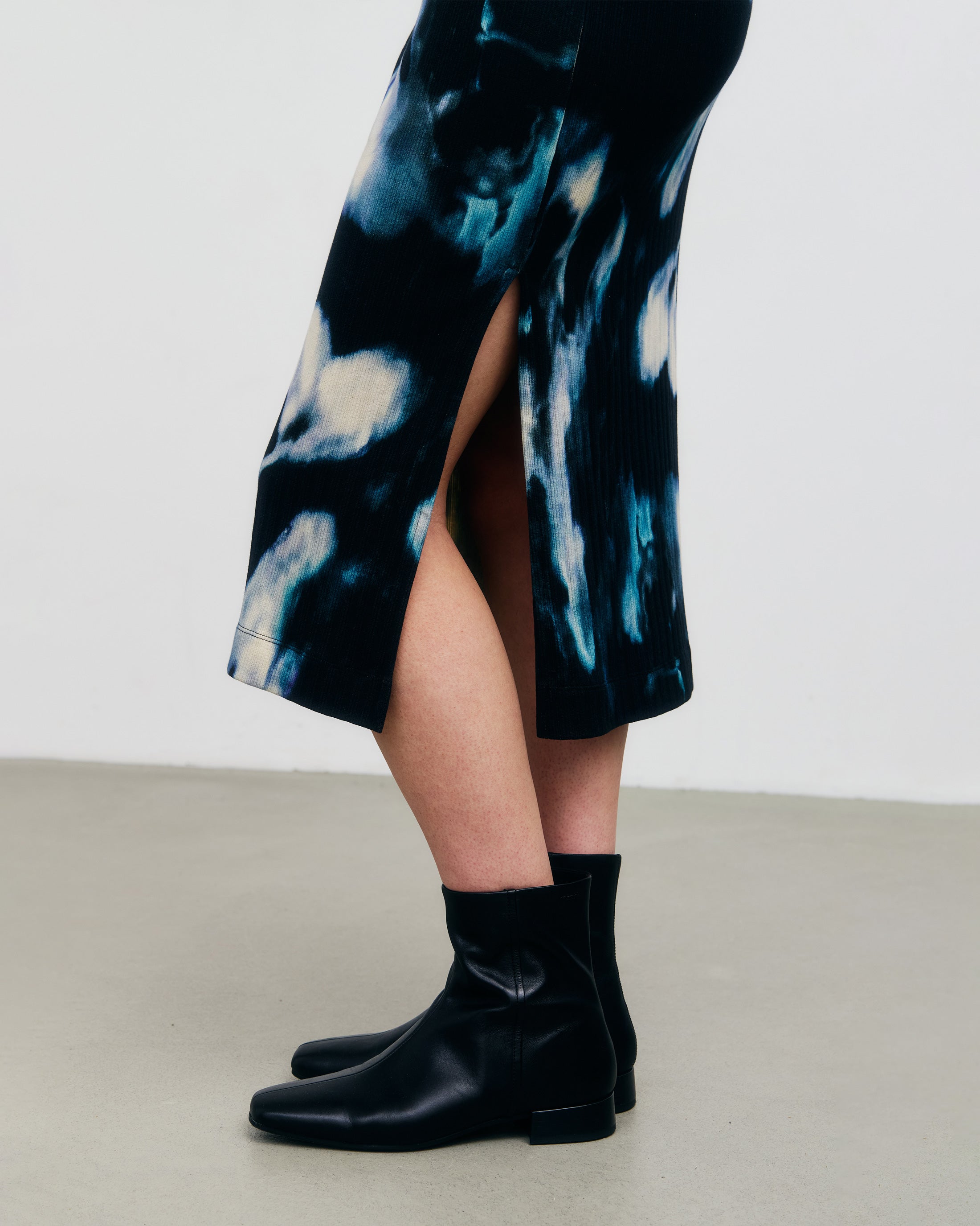 Ribbed Organic Cotton Midi Skirt - Tie Dye